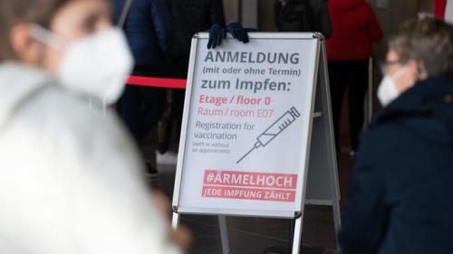 احتمال الزامی شدن تزریق واکسن کرونا در آلمان