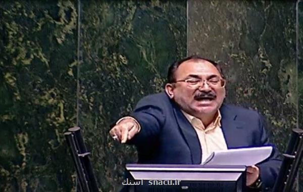 پاکمهر: وزیر پیشنهادی بهداشت سیاسی ترین عنصر کابینه است